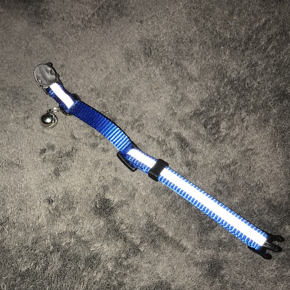 Bemix pets breakaway reflective Blue collar with bell New - Picture 4 of 4